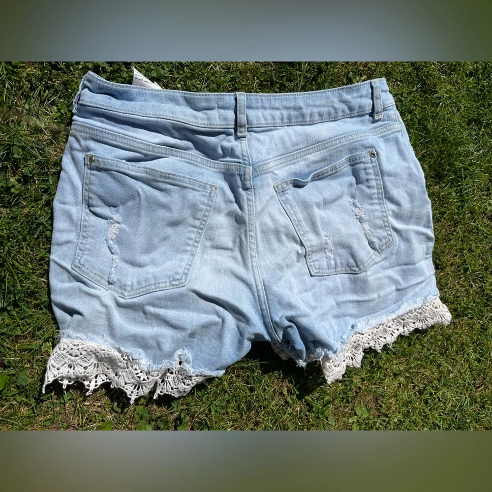 Women's Light Blue Jean Shorts with Lace Trim - Picture 5 of 7
